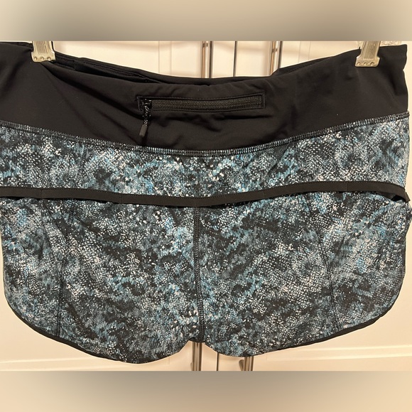 Lululemon Speed Short (2 1/2") - Picture 7 of 8